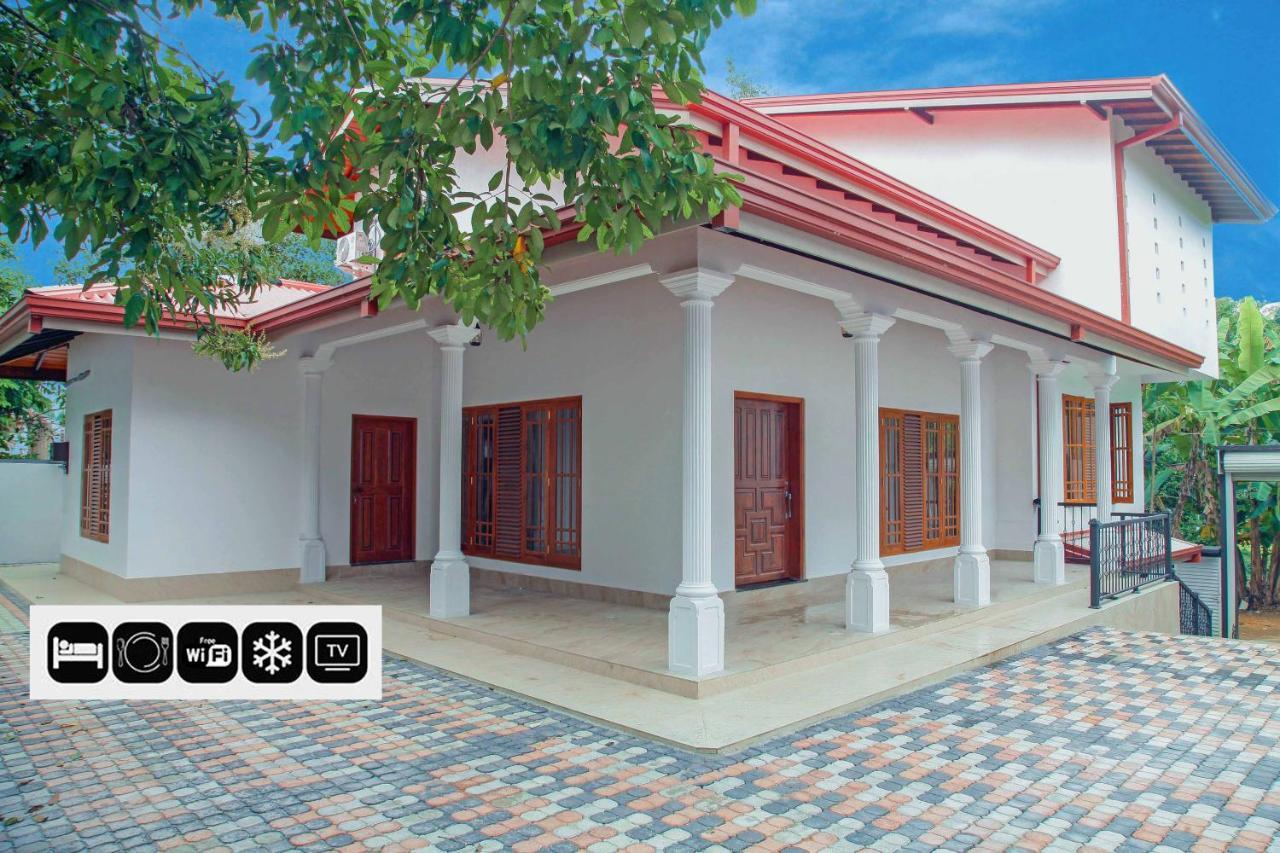 Hotel White House Ratnapura Exterior foto